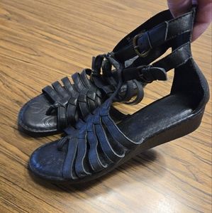 Women's Born Sandals size 9